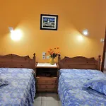 Anastazia Paradise Колиос