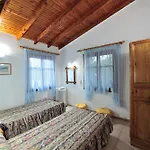 Anastazia Paradise