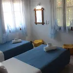 Anastazia Paradise Kolios